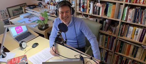 Dieter Voss moderiert erstmals von Zuhause eine Sendung