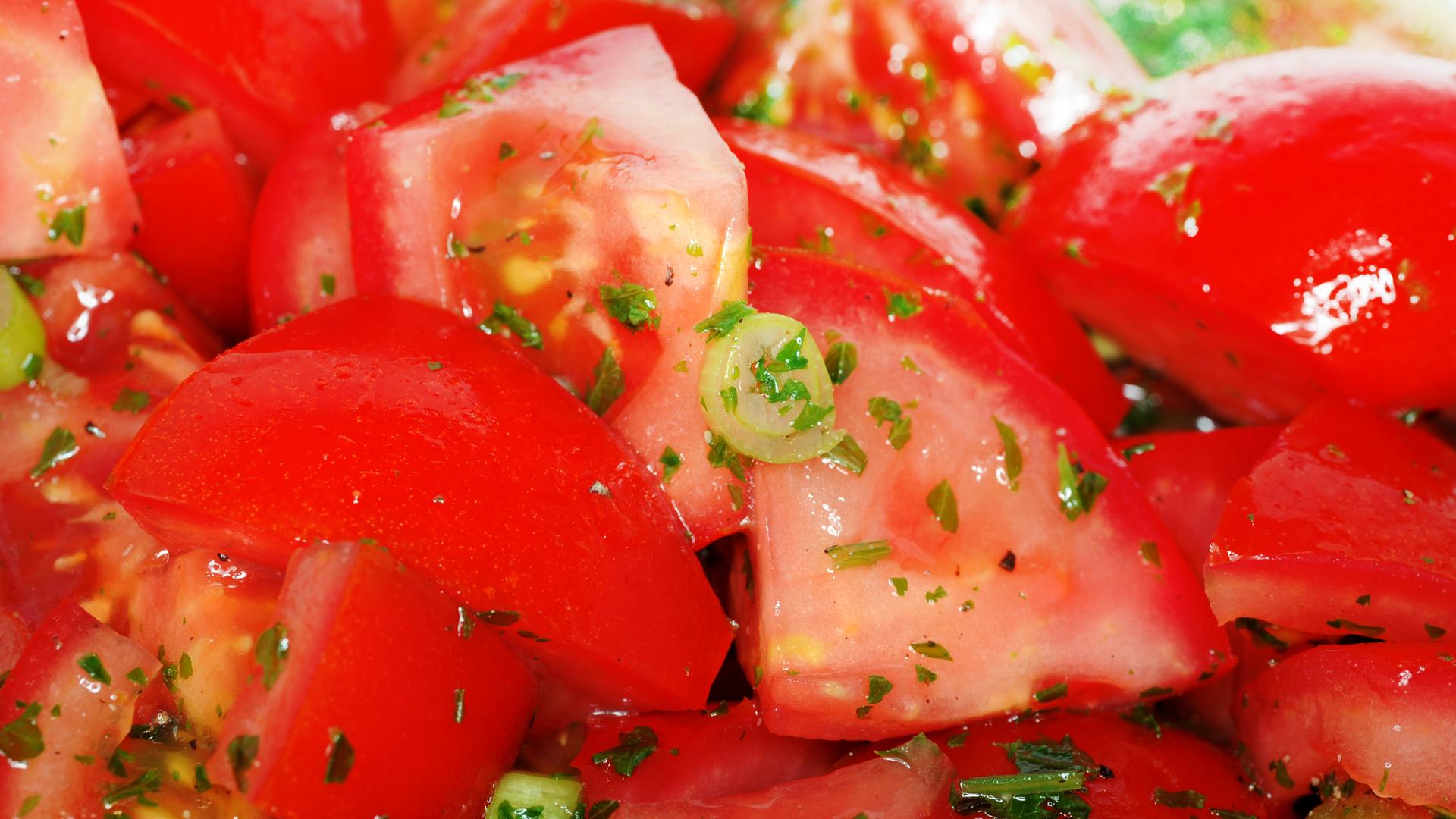 Rezept: Tomatensalat mal anders | hr-fernsehen.de | Rezepte