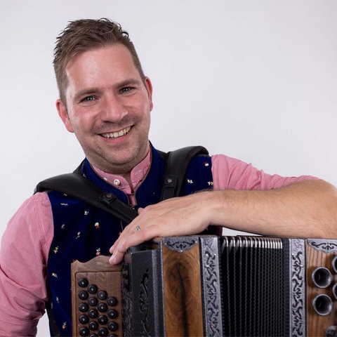 Adrian Kehr und seine Steirische Harmonika