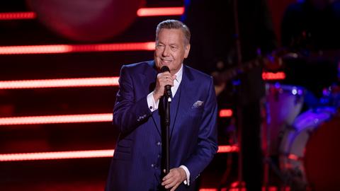 Roland Kaiser beim Konzert auf der Bühne