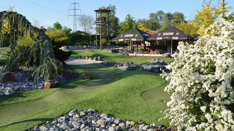 Minigolf Anlage Adventure Golf Fahrwerk Groß-Zimmern