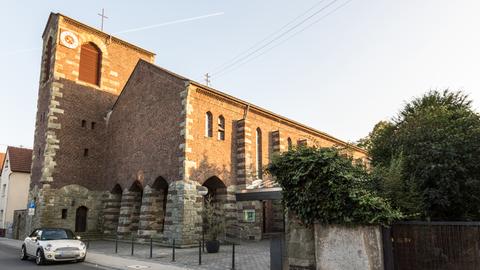 Pfarrkirche St. Jakobus in Frankfurt-Harheim