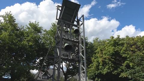 Glockenturm der Philippuskirche in Frankfurt-Riederwald